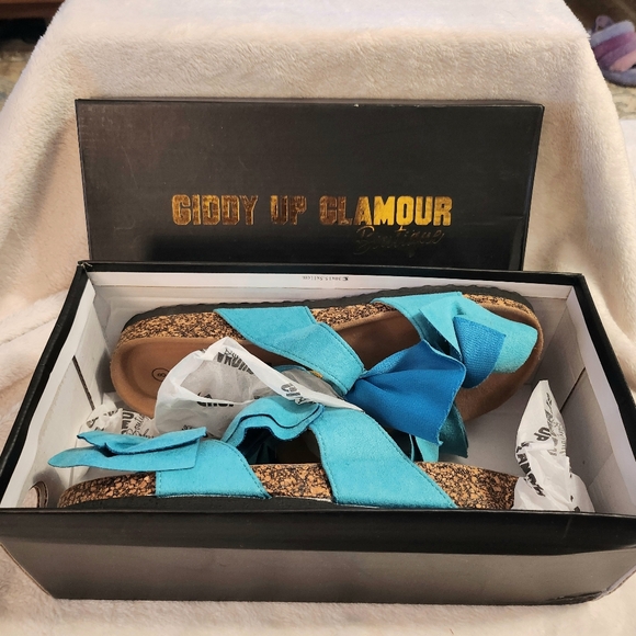 Teal Bow Slide on Sandals Size 8 - Picture 2 of 4